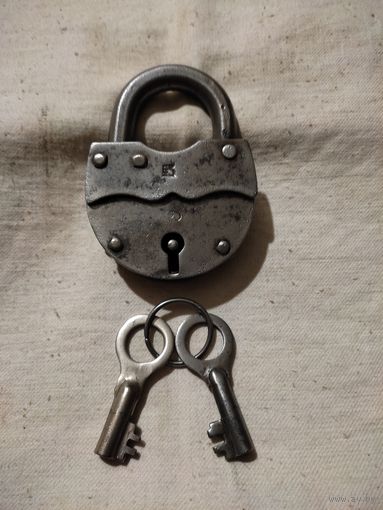 Замок навесной СССР, 2 ключа. См. описание.