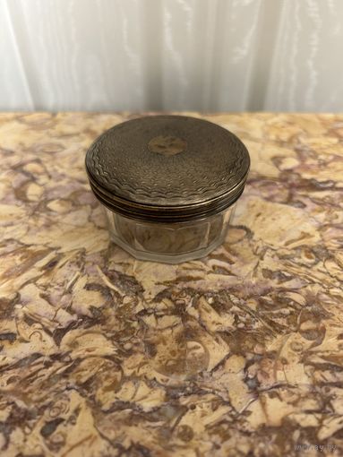 Маленькая шкатулка серебро