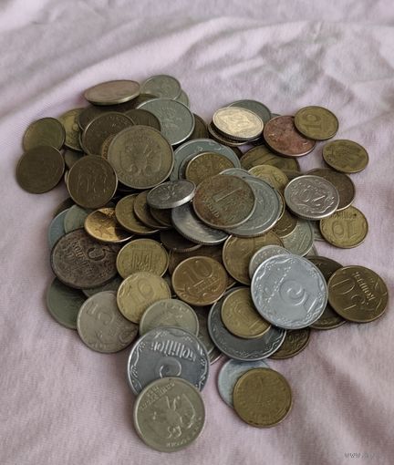 Лот из 100а монет (ссср, рф, польша , украина)