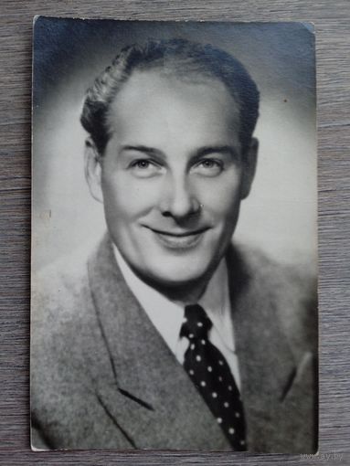 Актер Б. Тенин