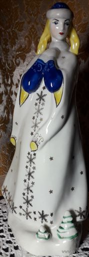 Статуэтка фарфоровая "Снегурочка" ЗКХ "Полонное" 28 см, СССР