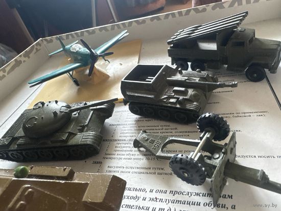 Модельки железные военная техника