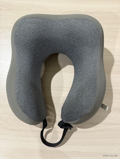 Подушка для поездок и путешествий