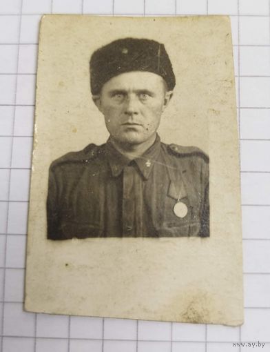 Фронтовик с медалью