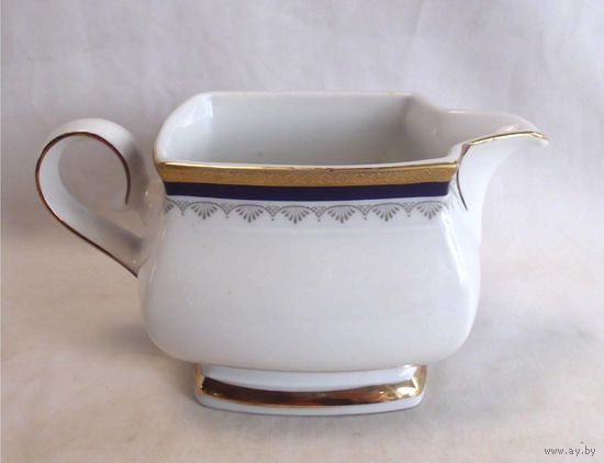 Сливочник Молочник Соусник Фарфор Винтаж Винтерлинг WINTERLING Бавария Германия 450 мл