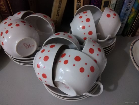 Кружки и блюдца, 6 чайных пар, фарфоровые, Дулево,СССР,