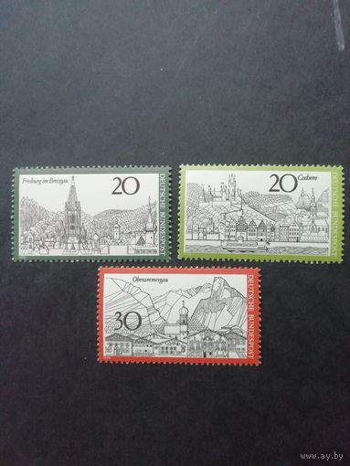 ФРГ 1970 Серия из трех марок "Виды городов Германии: Фрайбург, Кохем, Обераммергау" (чистые**) Мi.622,649,654 каталог 1.70 евро
