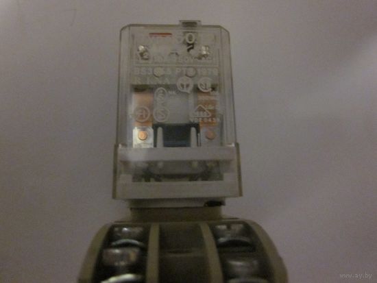 Реле Finder R.I.N.A 60.12- BS 3955 PT3-1979 -10 A-250 V~AC 1 с клеммной колодкой