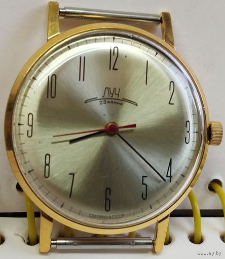 Часы "Луч 2209" костюмные,ультратонкие,Золотистый циферблат,Золочение Au-20,четкое коллекционное состояние ,За вашу цену!