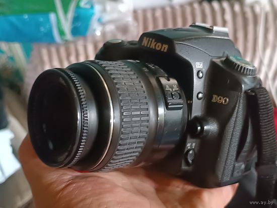 Зеркальный фотоаппарат Nikon D90 Kit 18-55 mm Nikkor AF