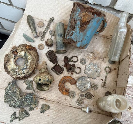 Разное по пмв + подсумок и ремень с рубля!