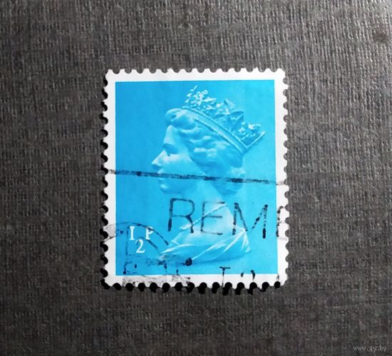 Марка Великобритания 1971 год Королева