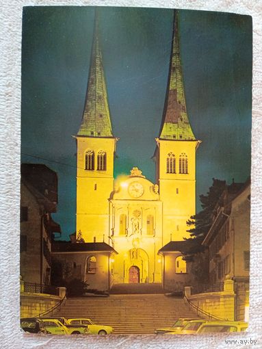 Швейцария, Люцерн. Придворная церковь и Университетский колледж