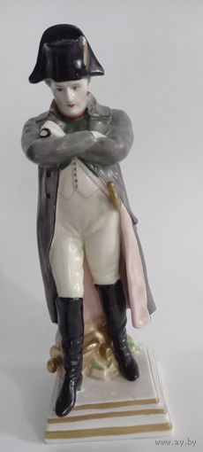 Статуэтка старинная фарфор Наполеон Франция