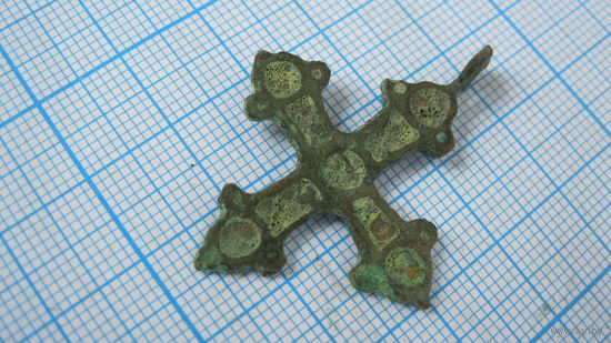 Крестик старинный, нательный. Бронза, литье.