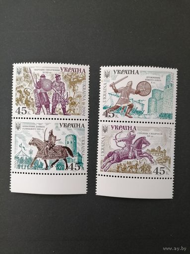 Украина 2004 Две вертикальные сцепки по 2 марки с разным их расположением из малого листа "История войск Украины. Древняя Русь" (чистые**) Mi.669-672 каталог 1.20 евро