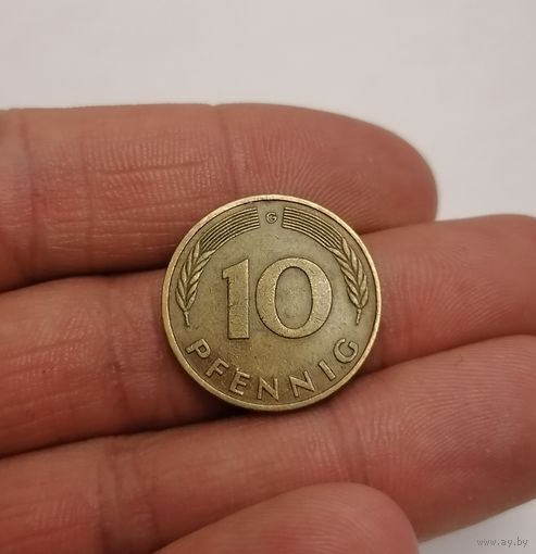 10 пфеннигов 1976г.(G). Германия.