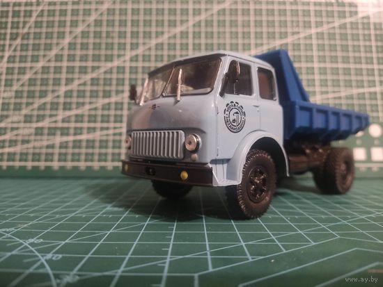 Масштабная модель МАЗ-503 Самосвал Масштаб 1/43 Наш автопром