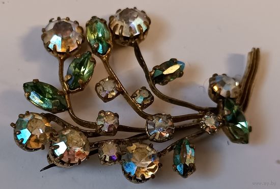 Красивая брошь времён СССР. Все лоты с 1 рубля!