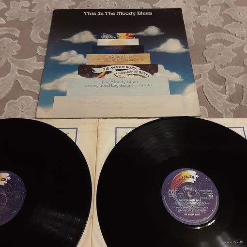 THE MOODY BLUES - 1974 - THIS IS THE MOODY BLUES (UK) 2LP