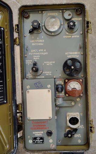 Радиостанция Р-105Д