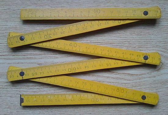 Метр складной деревянный. СССР, цена 55 коп.