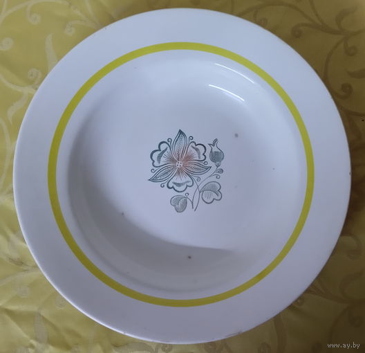 Тарелка-2 эпохи СССР. Будянский фаянсовый завод - Серп и Молот (Буды), 1967-1991 гг