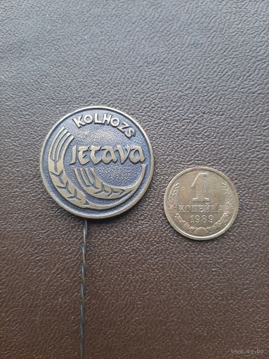 Значок тяжелый Латвийский колхоз