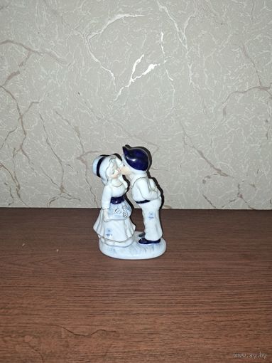 Фарфоровые статуэтки