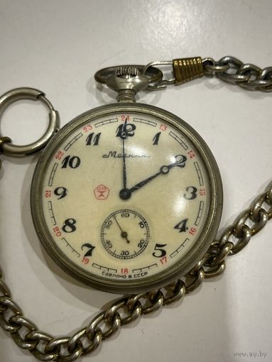 Карманные часы Молния волки