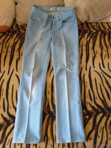Джинсы голубые, р.44, б.у
