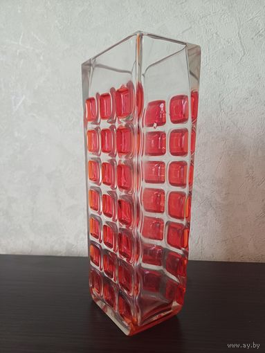 Все лоты с 1р.Редкая Неман Ваза окошки