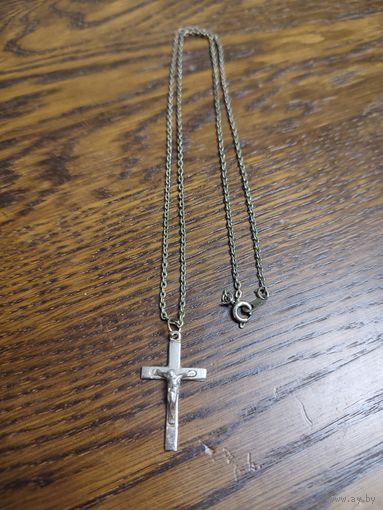 Цепочка с крестиком