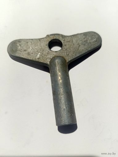 Ключ для заводки механических часов (4-х гранный) С рубля.