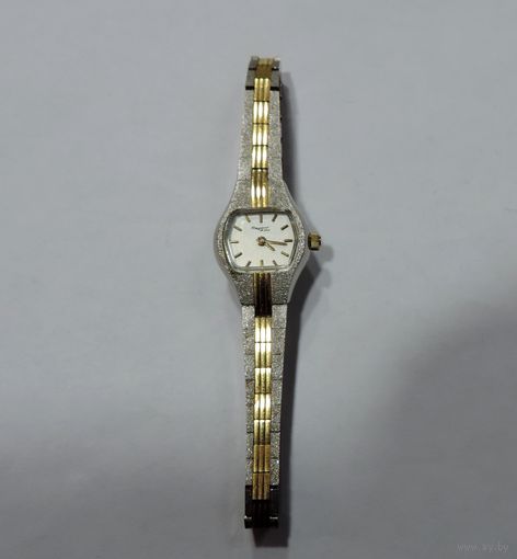 Часы женские кварцевые фирмы "Regent de Cave" Швейцария. Не исправные.