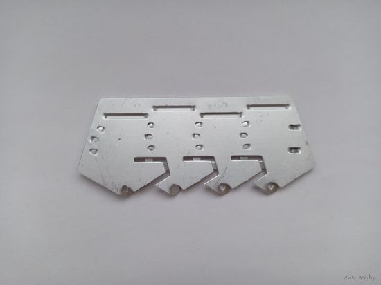 Колодка на 4 знака.