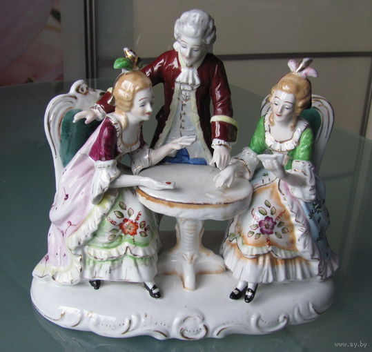 Статуэтка фарфоровая.Игра в карты.Германия.