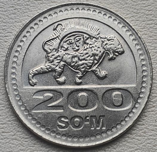 Узбекистан 200 сом (сум) 2018