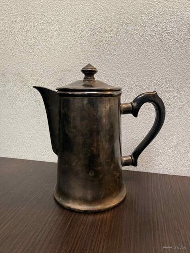 Винтажный мельхиоровый кофейник производства Кольчугино СССР .