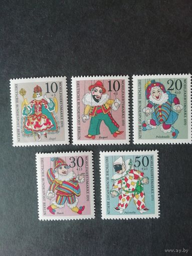 Западный Берлин. 1970 Серия из 5 марок "Куклы марионетки" (чистые**) Mi.373-376 и 378 каталог 2.80 евро