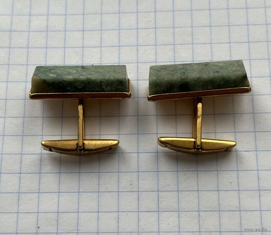 Запонки СССР. Позолота, камень.
