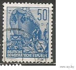 ГДР. Пятилетка. Кораблестроение. Стандарт. 1957г. Mi#584.