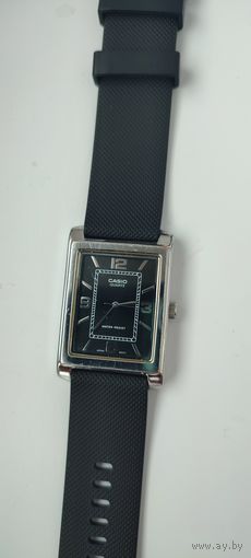 Часы Casio.на ходу.