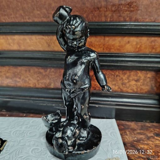 Мальчик с кружкой. 1962 мальчик моется