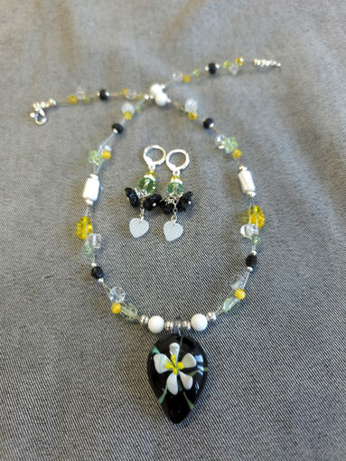 Кулон-бусы-колье и серьги из муранского стекла (Murano) "Лилия" ручная уникальная работа