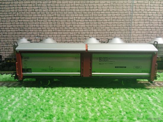 Легендарный МАРКЛИН вагон большой  2-х осный  "MARKLIN" -DC- б/у 1/87 HO