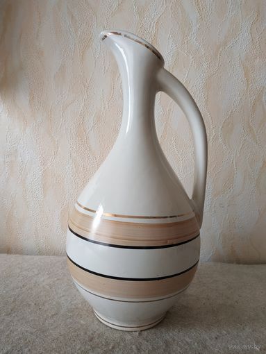 Старый красивый кувшин. СССР, вторая половина прошлого века.