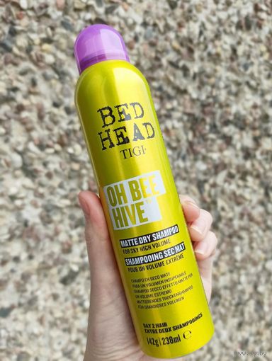 Сухой шампунь Tigi Bed Head Oh Bee Hive Matte Dry Shampoo 238 ml