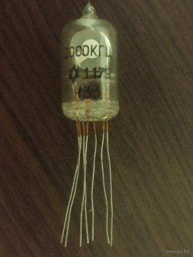 Кварцевый резонатор 2000 кГц(79г.)