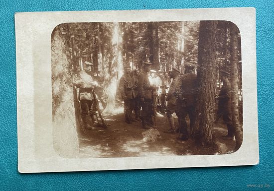 Фотооткрытка 1 МВ Офицер и солдаты немецкой армии пехота униформа / на позициях